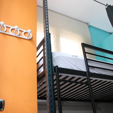 Urban Hostel Madrid Exterior photo
